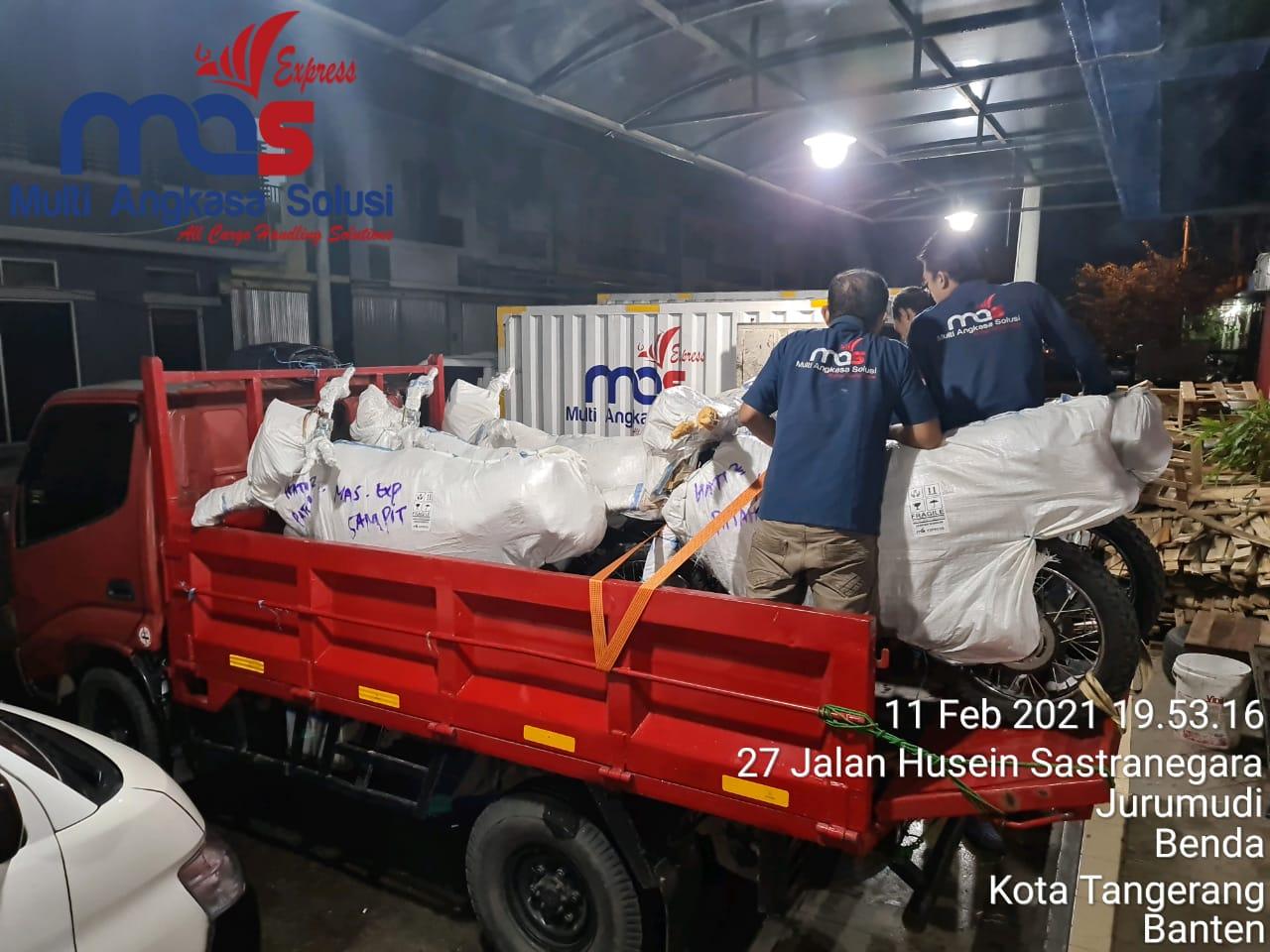 Jasa Ekspedisi Cargo Jakarta ke Sosok Teraman